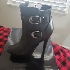 Guess mid-calf bootie